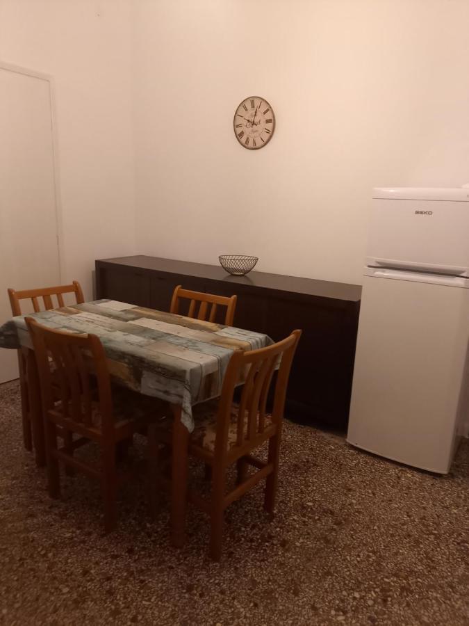 Alas House أغيا ترياس المظهر الخارجي الصورة