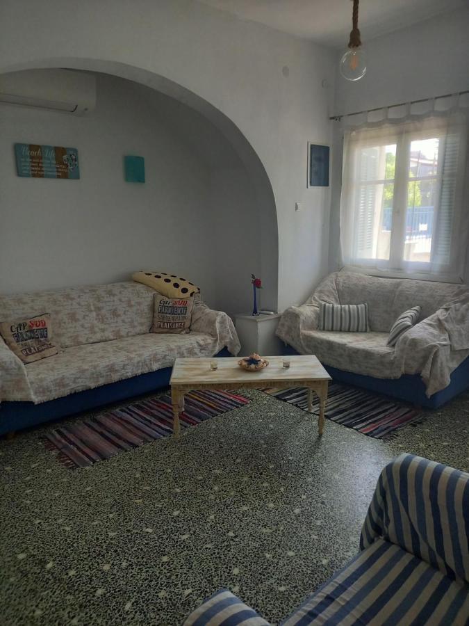 Alas House أغيا ترياس المظهر الخارجي الصورة